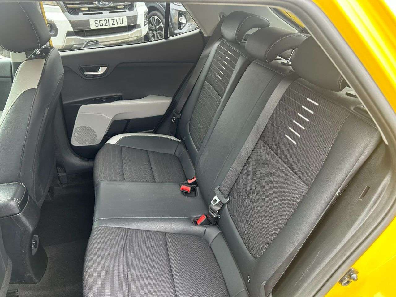 2017 KIA STONIC 2017 KIA STONIC