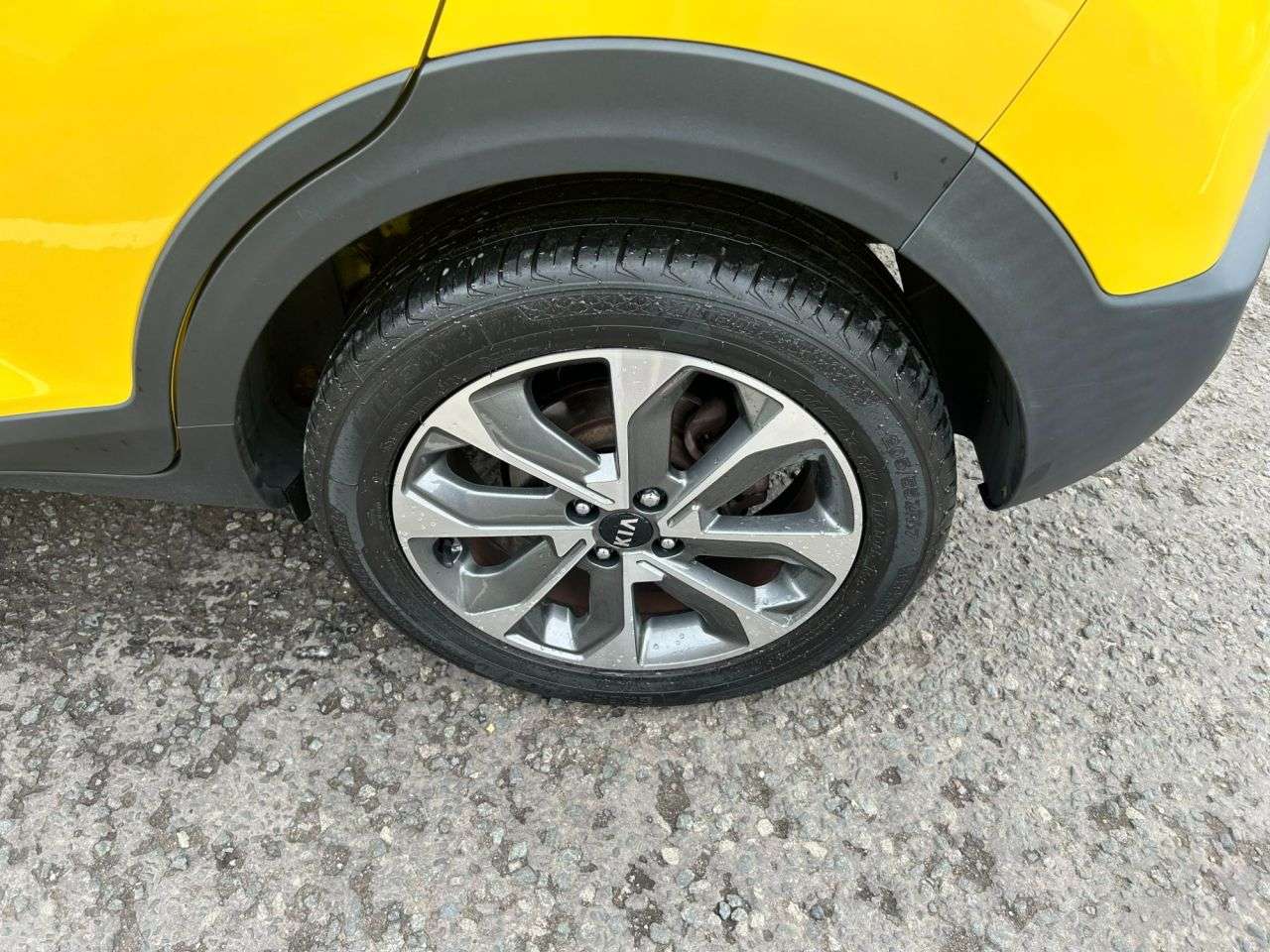 2017 KIA STONIC 2017 KIA STONIC