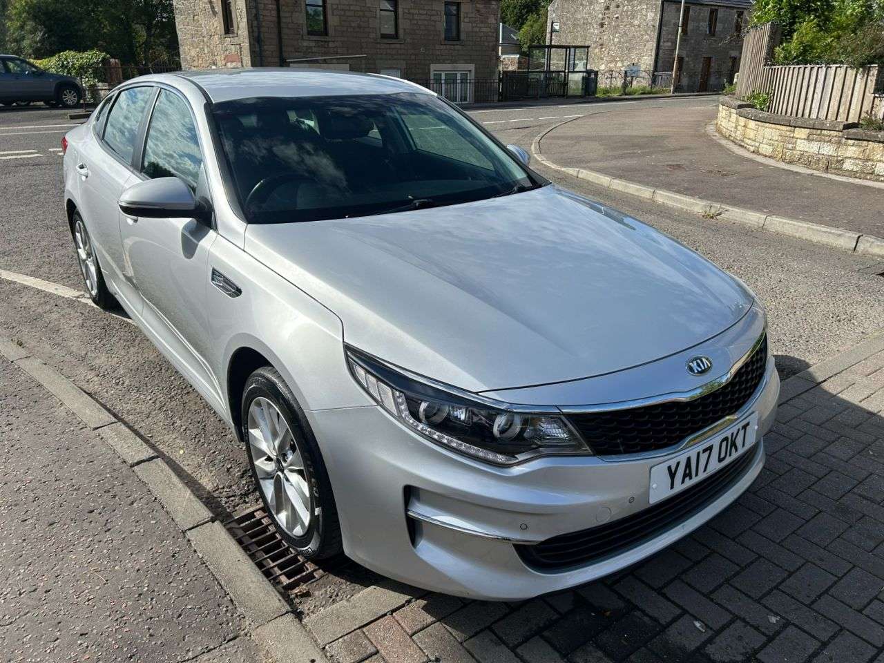 A 2017 KIA OPTIMA 1.7 CRDi 2 Saloon 4dr Diesel Manual Euro 6 (s/s) (139 bhp) A 2017 KIA OPTIMA 1.7 CRDi 2 Saloon 4dr Diesel Manual Euro 6 (s/s) (139 bhp)