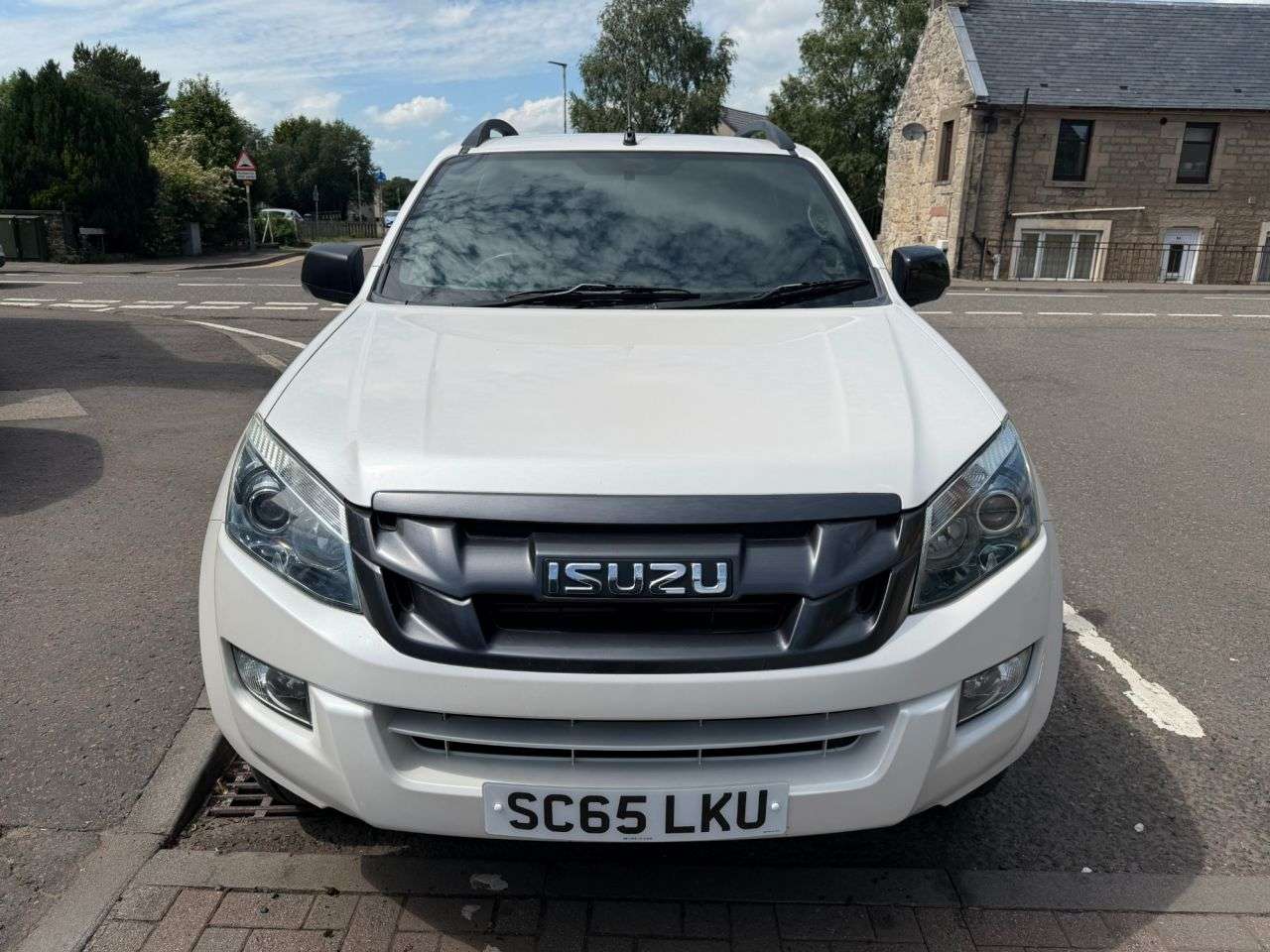2015 ISUZU D-MAX 2015 ISUZU D-MAX