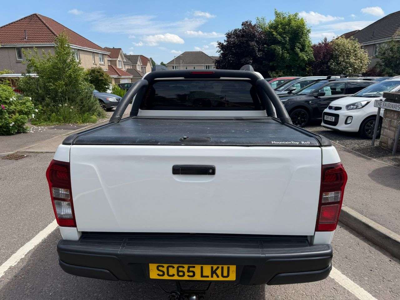 2015 ISUZU D-MAX 2015 ISUZU D-MAX