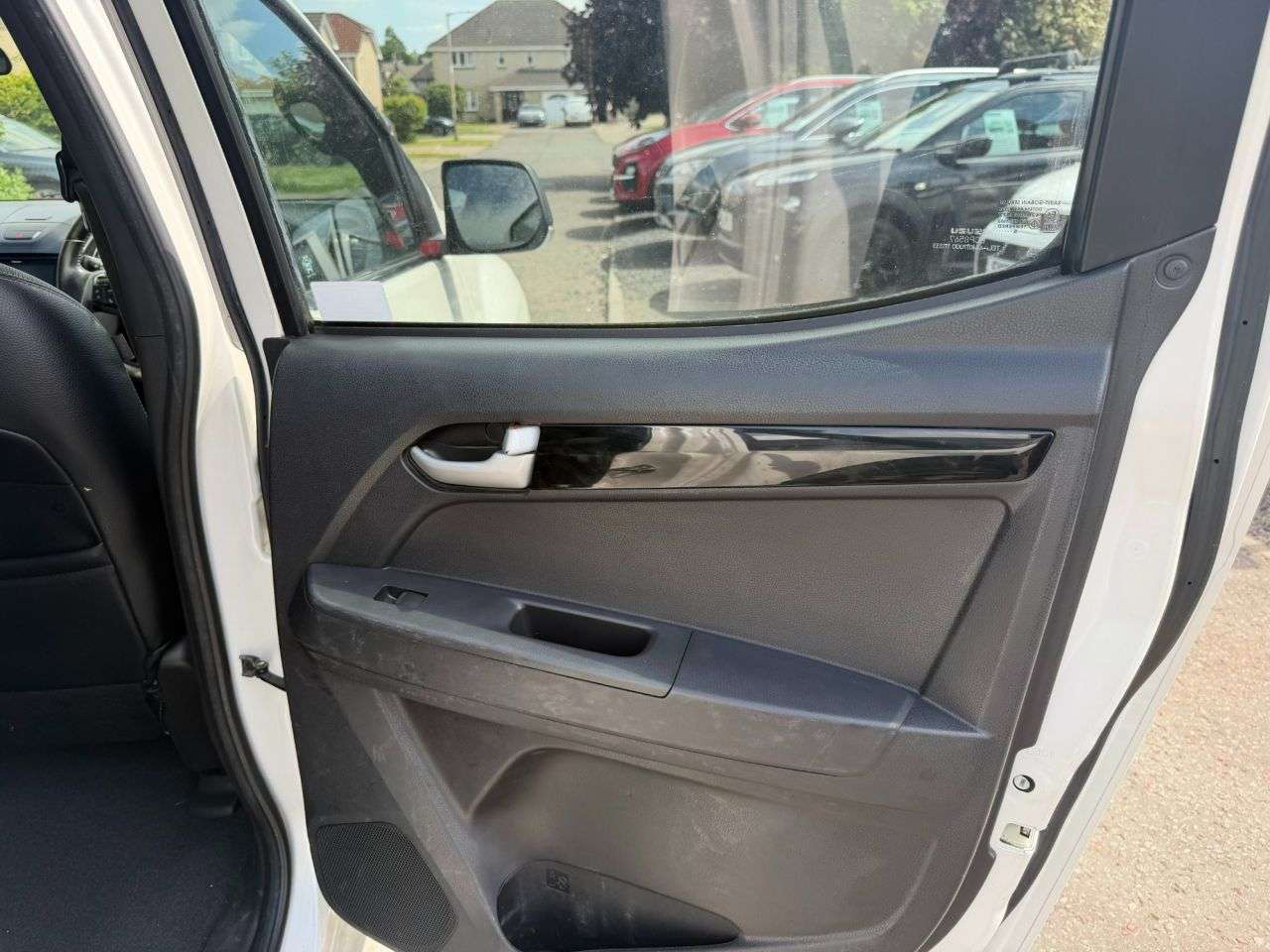 2015 ISUZU D-MAX 2015 ISUZU D-MAX