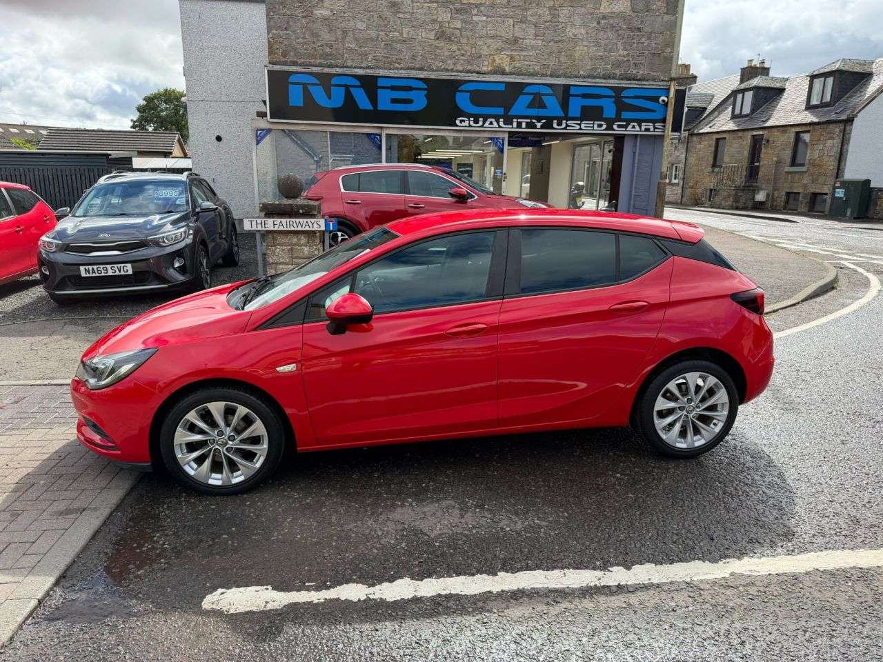 A 2018 VAUXHALL ASTRA 1.4i Tech Line Nav Hatchback 5dr Petrol Manual Euro 6 (100 ps) A 2018 VAUXHALL ASTRA 1.4i Tech Line Nav Hatchback 5dr Petrol Manual Euro 6 (100 ps)