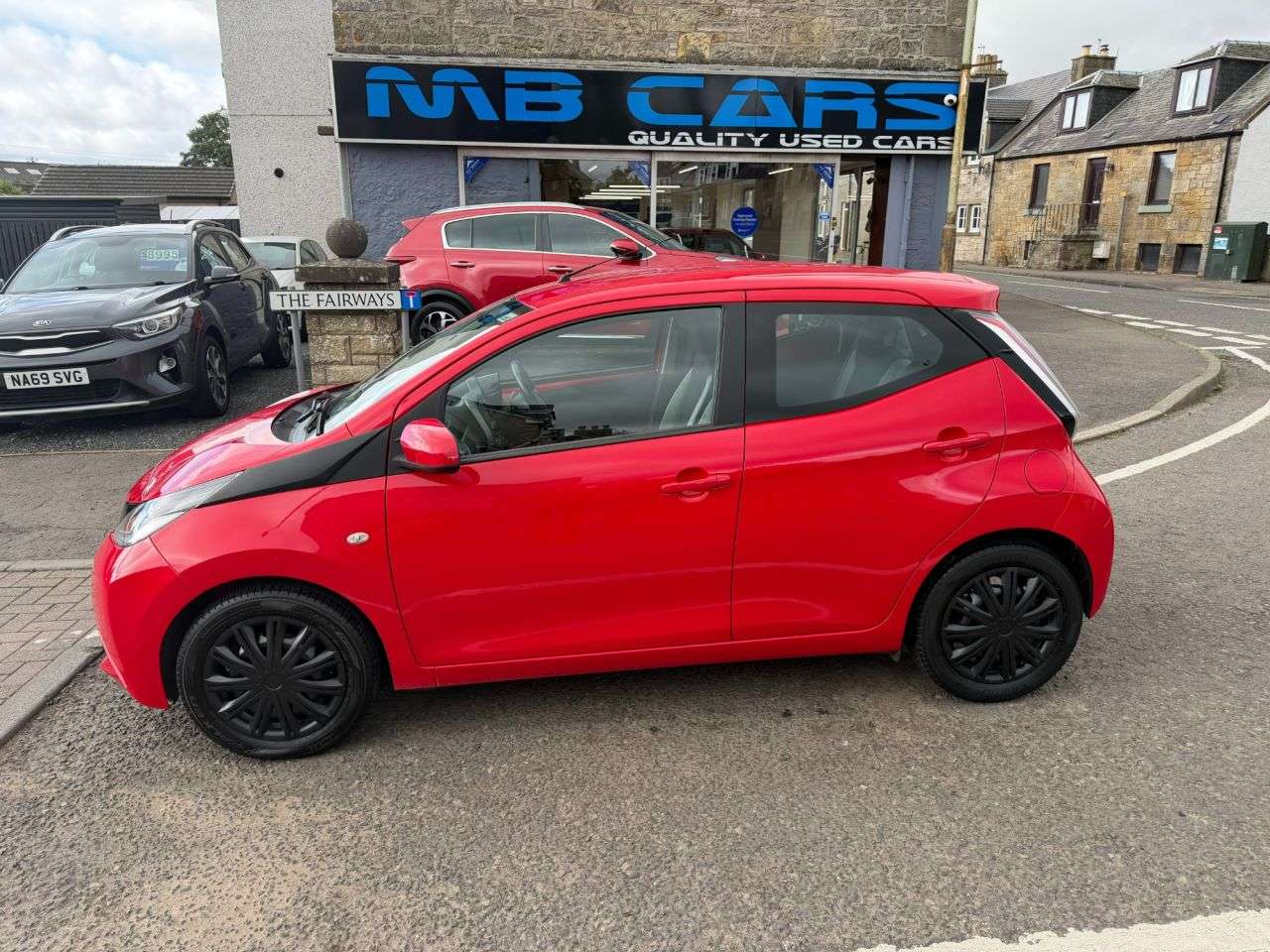 A 2018 TOYOTA AYGO 1.0 VVT-i x-play Hatchback 5dr Petrol Manual Euro 6 (68 ps) A 2018 TOYOTA AYGO 1.0 VVT-i x-play Hatchback 5dr Petrol Manual Euro 6 (68 ps)
