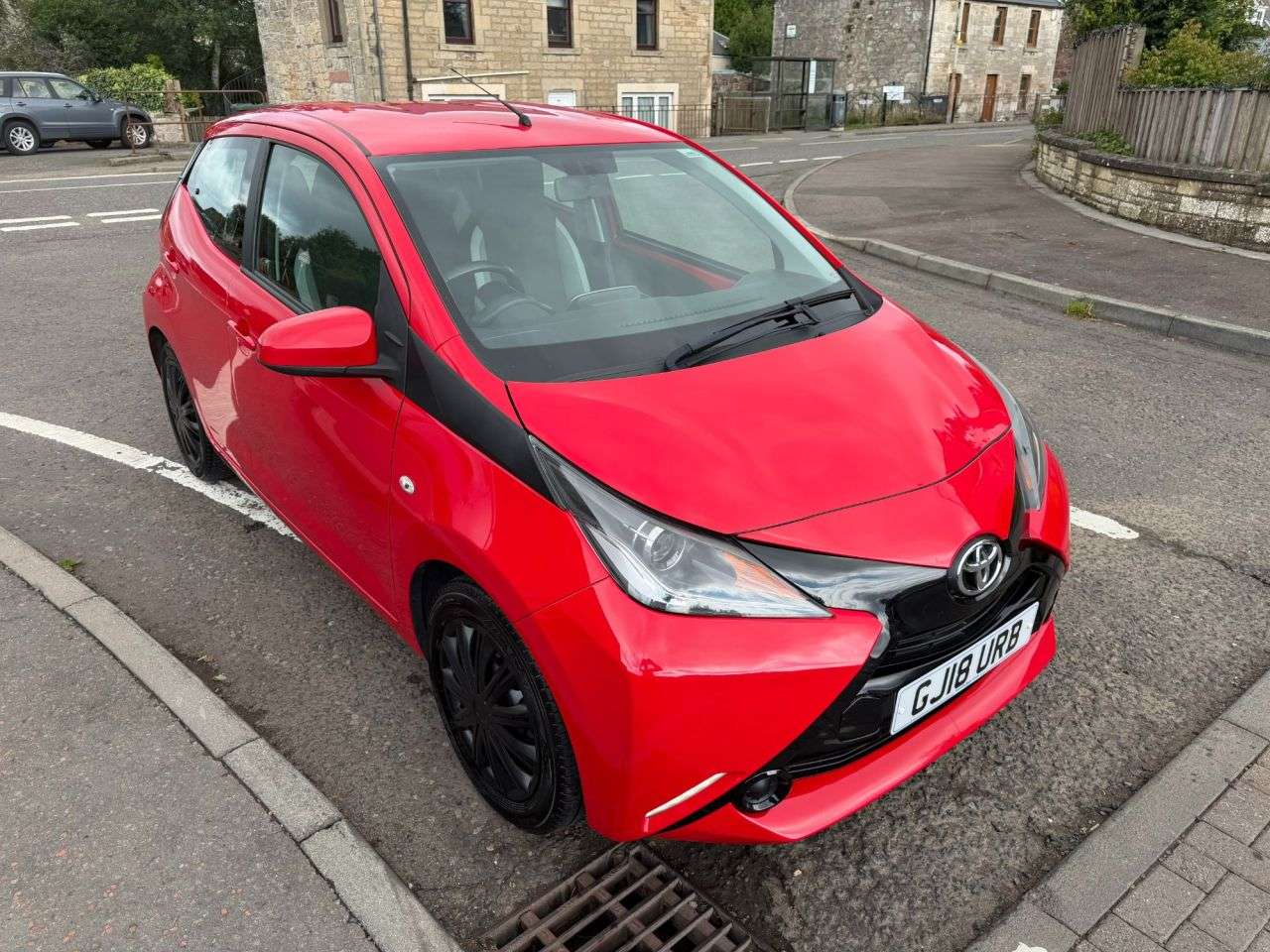 A 2018 TOYOTA AYGO 1.0 VVT-i x-play Hatchback 5dr Petrol Manual Euro 6 (68 ps) A 2018 TOYOTA AYGO 1.0 VVT-i x-play Hatchback 5dr Petrol Manual Euro 6 (68 ps)