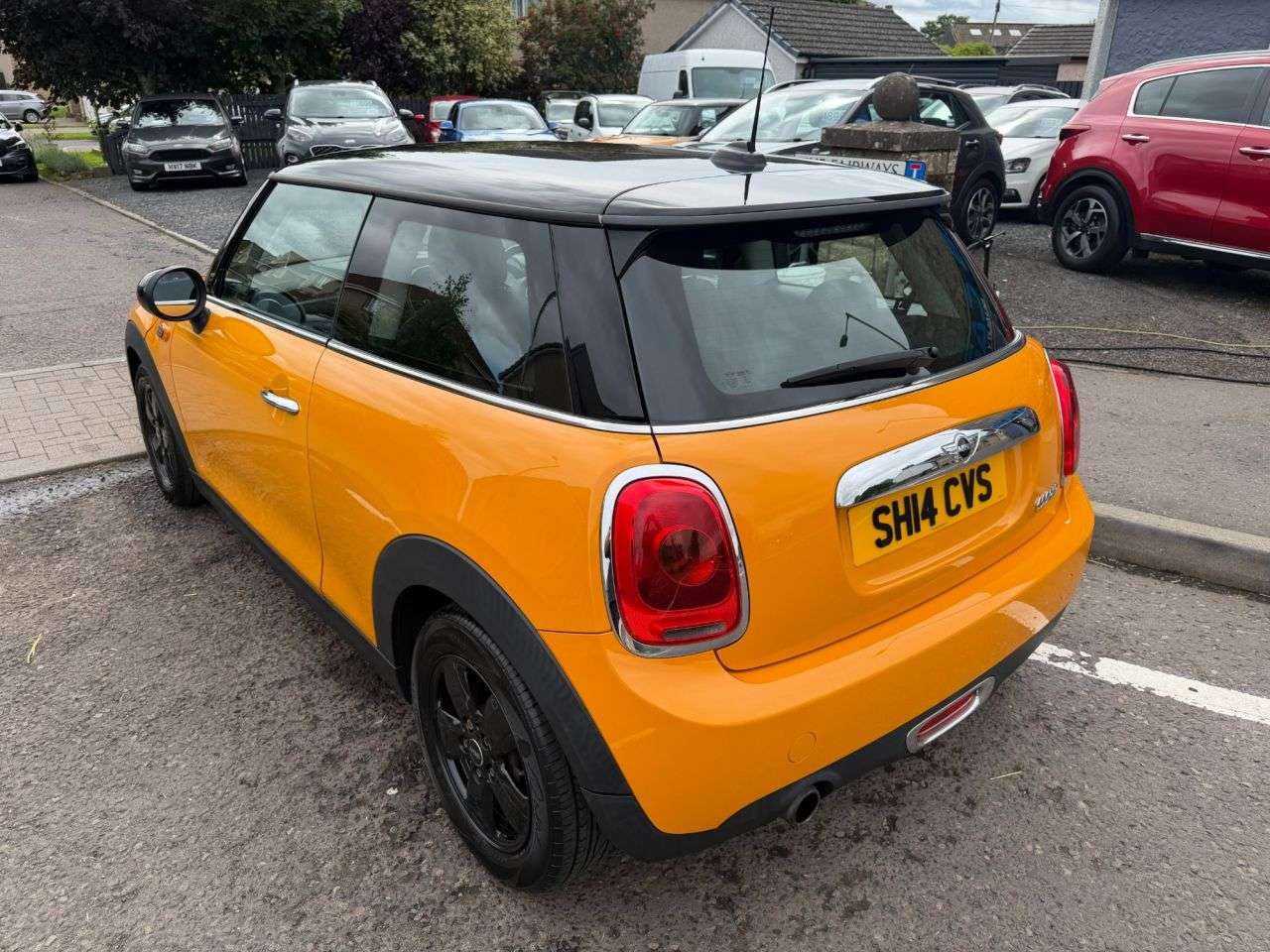 A 2014 MINI HATCH 1.5 Cooper Hatchback 3dr Petrol Manual Euro 6 (s/s) (136 ps) A 2014 MINI HATCH 1.5 Cooper Hatchback 3dr Petrol Manual Euro 6 (s/s) (136 ps)