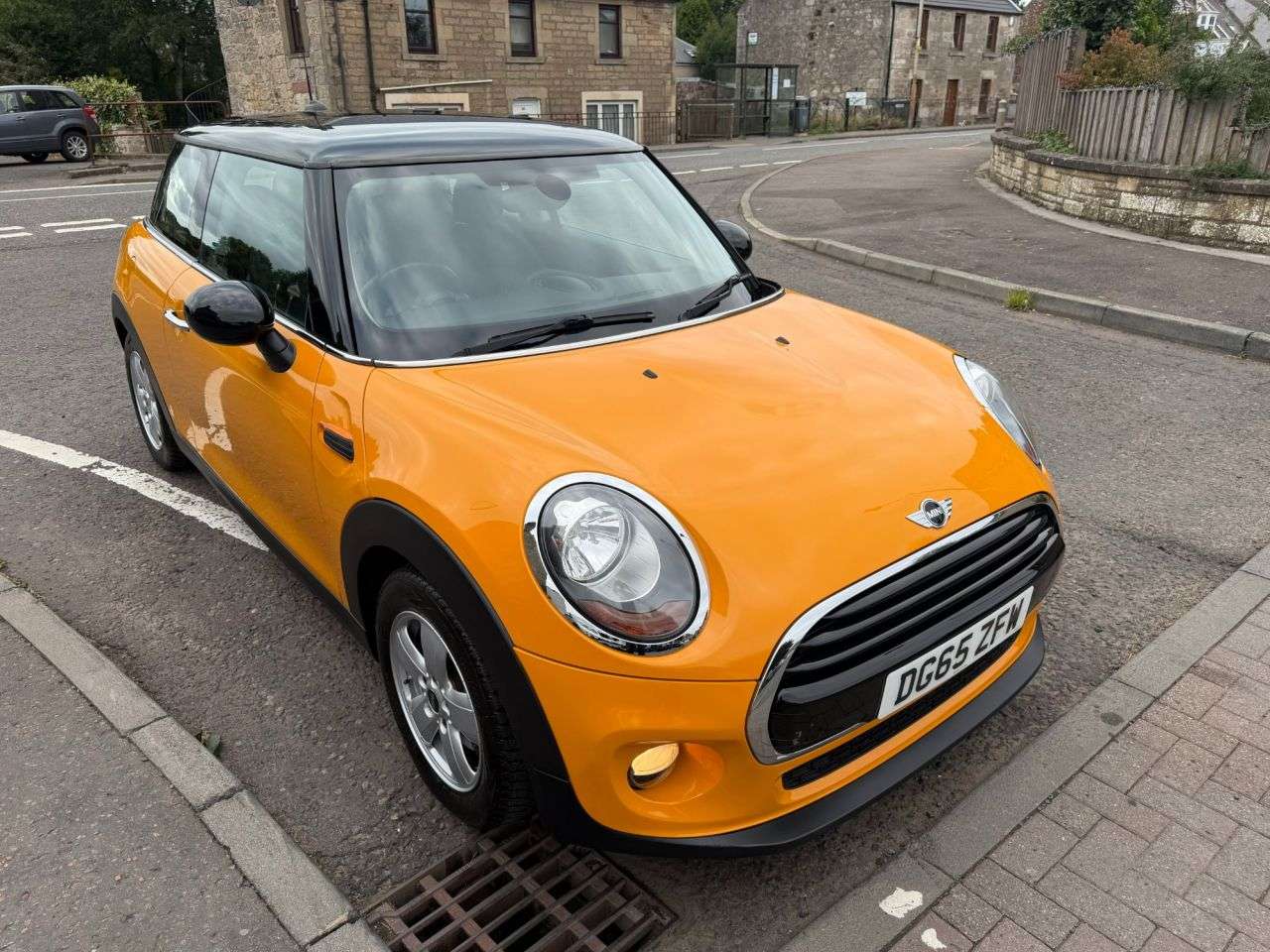 A 2015 MINI HATCH 1.5 Cooper Hatchback 3dr Petrol Manual Euro 6 (s/s) (136 ps) A 2015 MINI HATCH 1.5 Cooper Hatchback 3dr Petrol Manual Euro 6 (s/s) (136 ps)