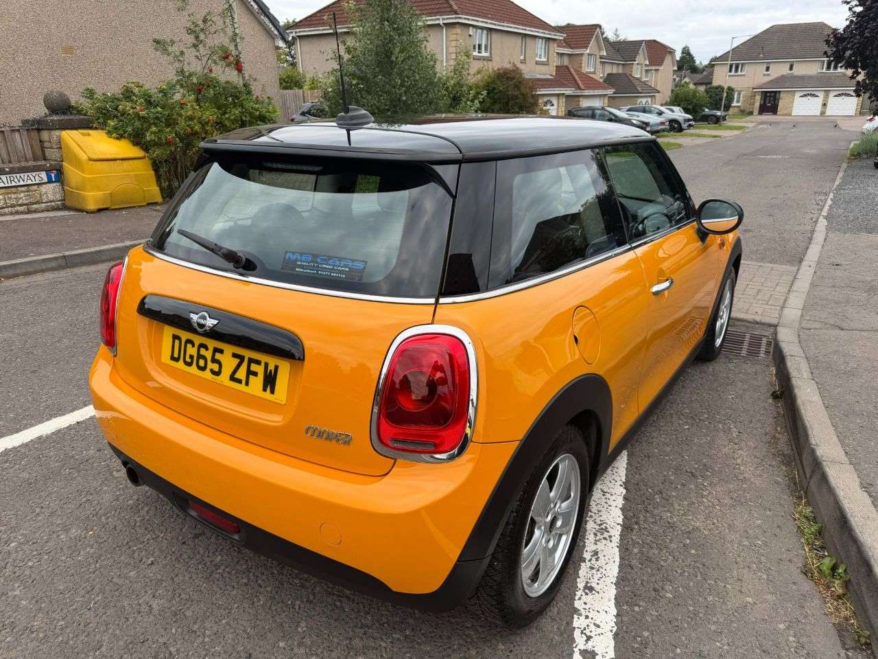 A 2015 MINI HATCH 1.5 Cooper Hatchback 3dr Petrol Manual Euro 6 (s/s) (136 ps) A 2015 MINI HATCH 1.5 Cooper Hatchback 3dr Petrol Manual Euro 6 (s/s) (136 ps)