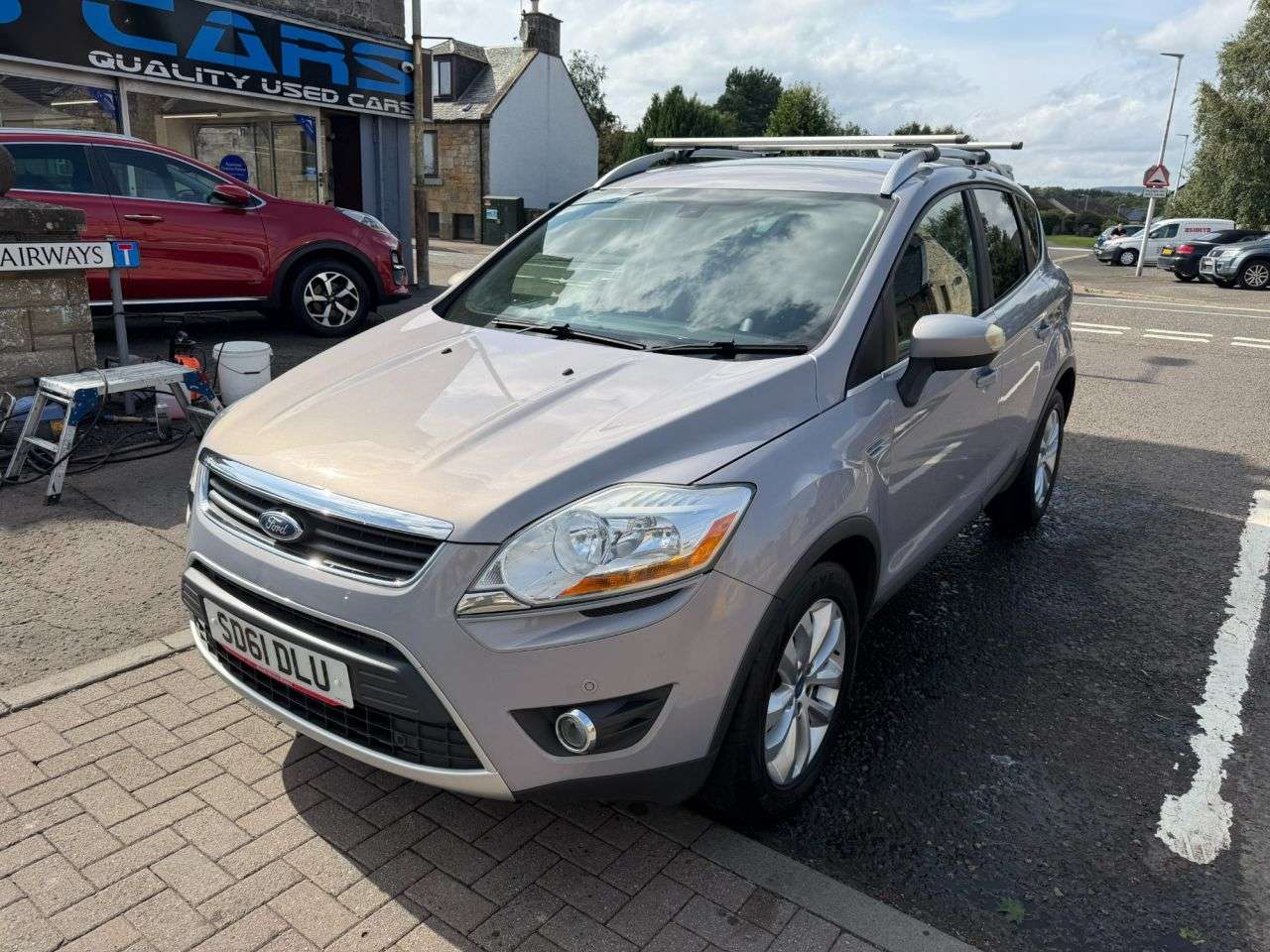 A 2011 FORD KUGA 2.0 TDCi Titanium SUV 5dr Diesel Manual 2WD Euro 5 (140 ps) A 2011 FORD KUGA 2.0 TDCi Titanium SUV 5dr Diesel Manual 2WD Euro 5 (140 ps)