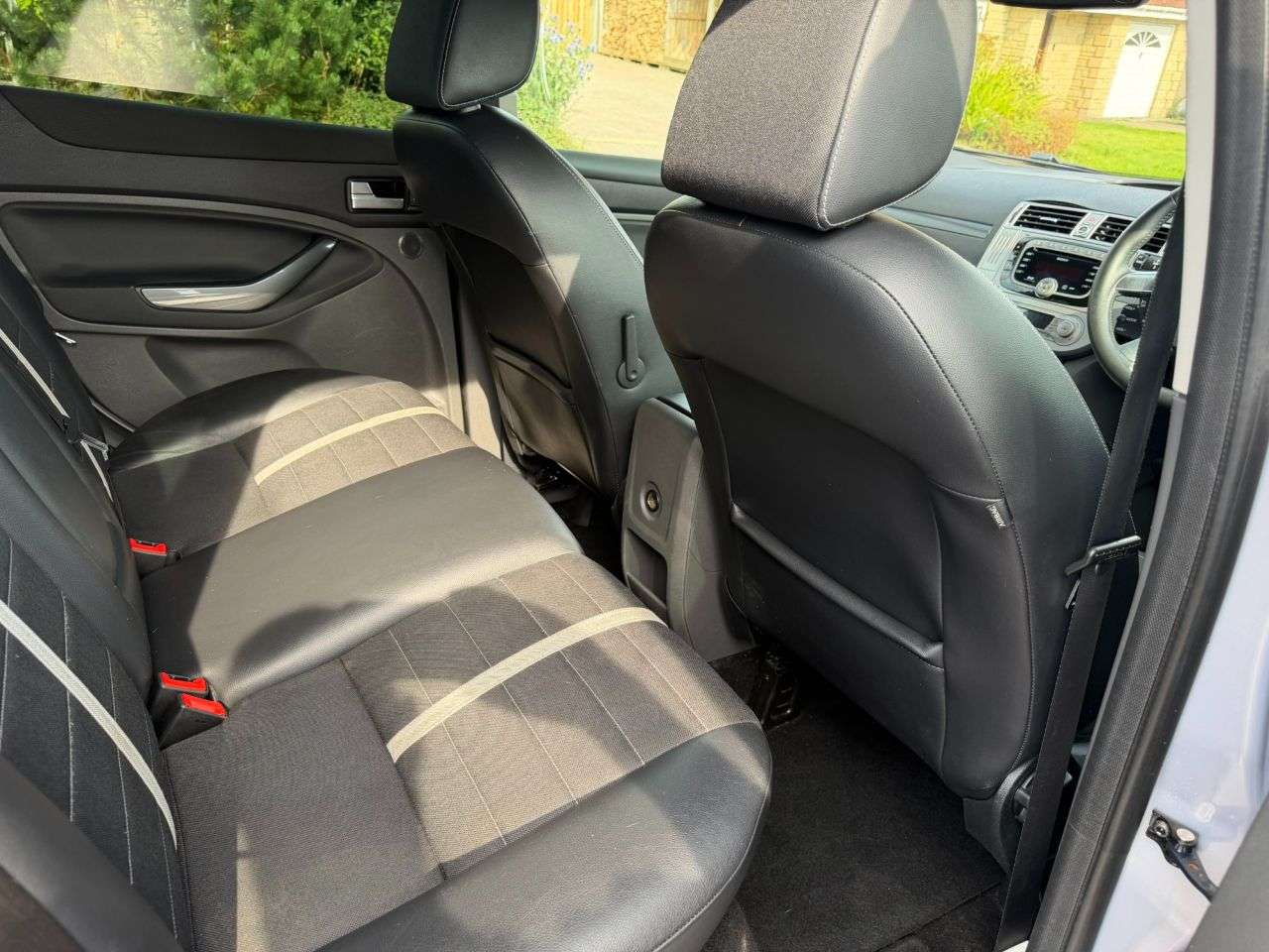 2011 FORD KUGA 2011 FORD KUGA