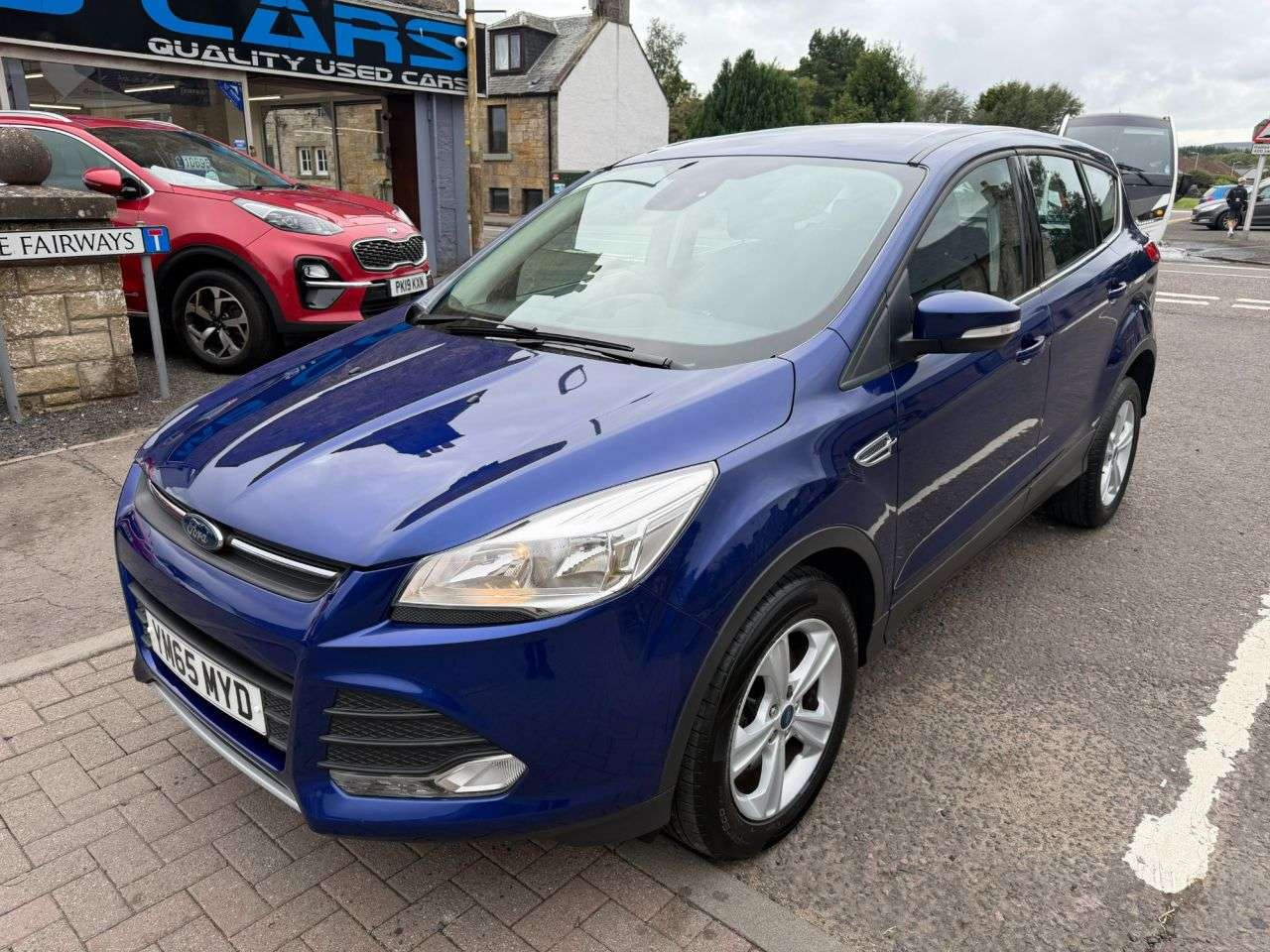 A 2016 FORD KUGA 2.0 TDCi Zetec SUV 5dr Diesel Manual 2WD Euro 6 (s/s) (150 ps) A 2016 FORD KUGA 2.0 TDCi Zetec SUV 5dr Diesel Manual 2WD Euro 6 (s/s) (150 ps)