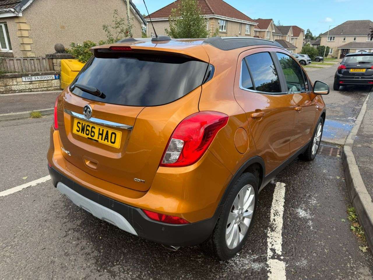A 2016 VAUXHALL MOKKA X 1.6 CDTi Elite Nav SUV 5dr Diesel Manual 4WD Euro 6 (s/s) (136 ps) A 2016 VAUXHALL MOKKA X 1.6 CDTi Elite Nav SUV 5dr Diesel Manual 4WD Euro 6 (s/s) (136 ps)
