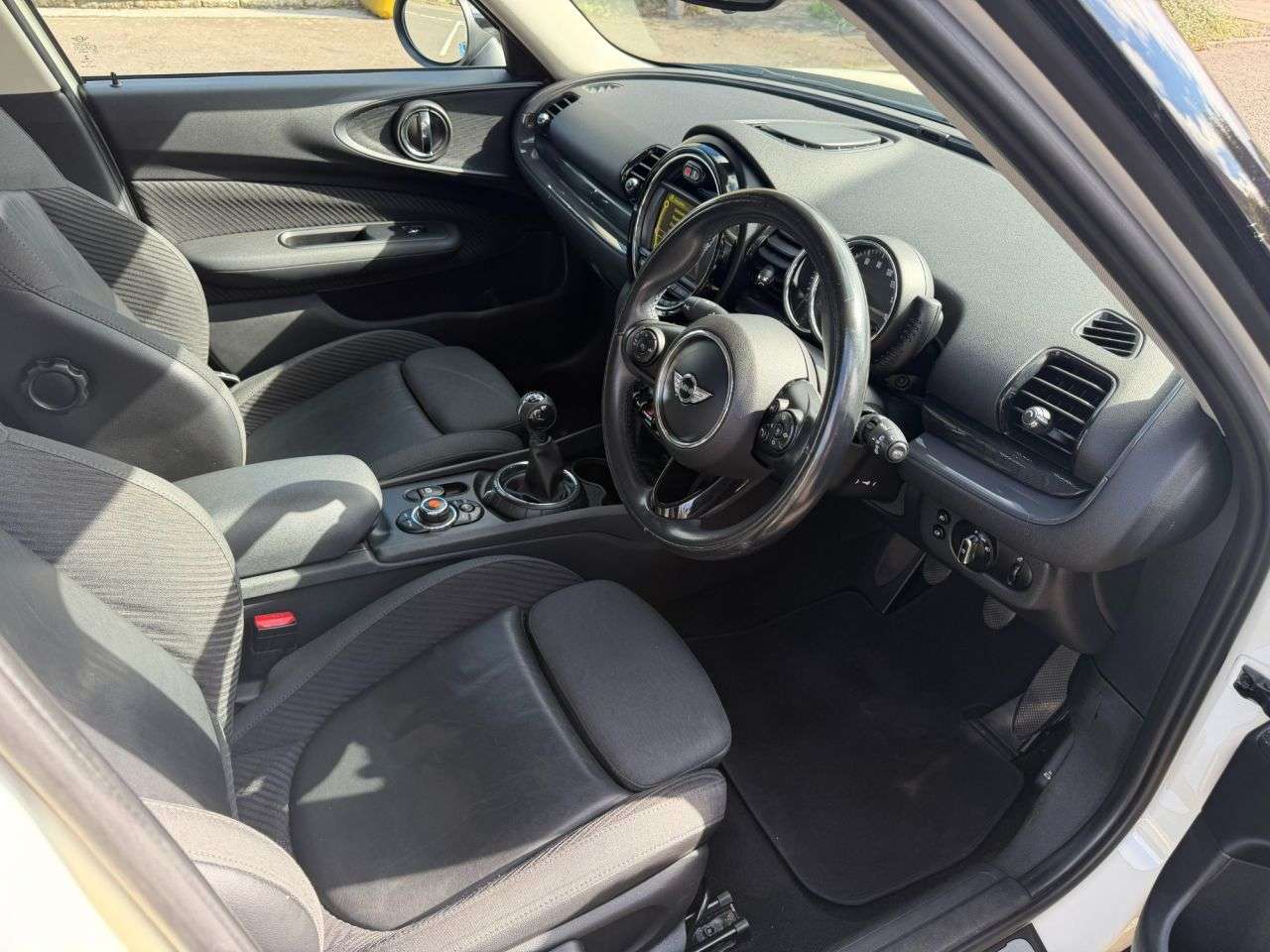 2016 MINI CLUBMAN 2016 MINI CLUBMAN