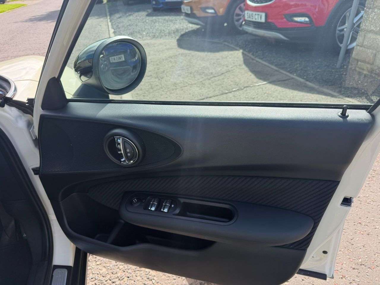 2016 MINI CLUBMAN 2016 MINI CLUBMAN