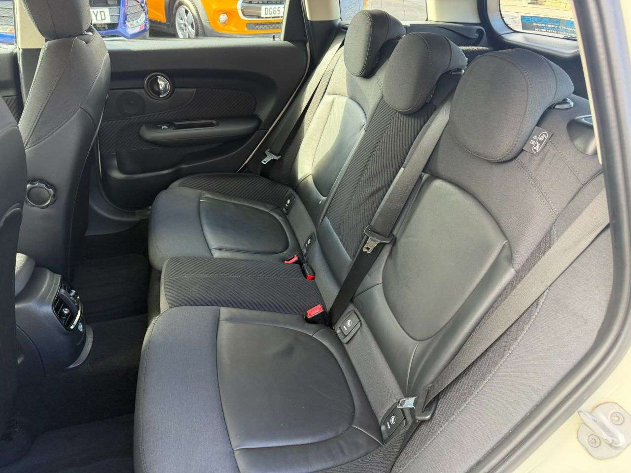 2016 MINI CLUBMAN 2016 MINI CLUBMAN