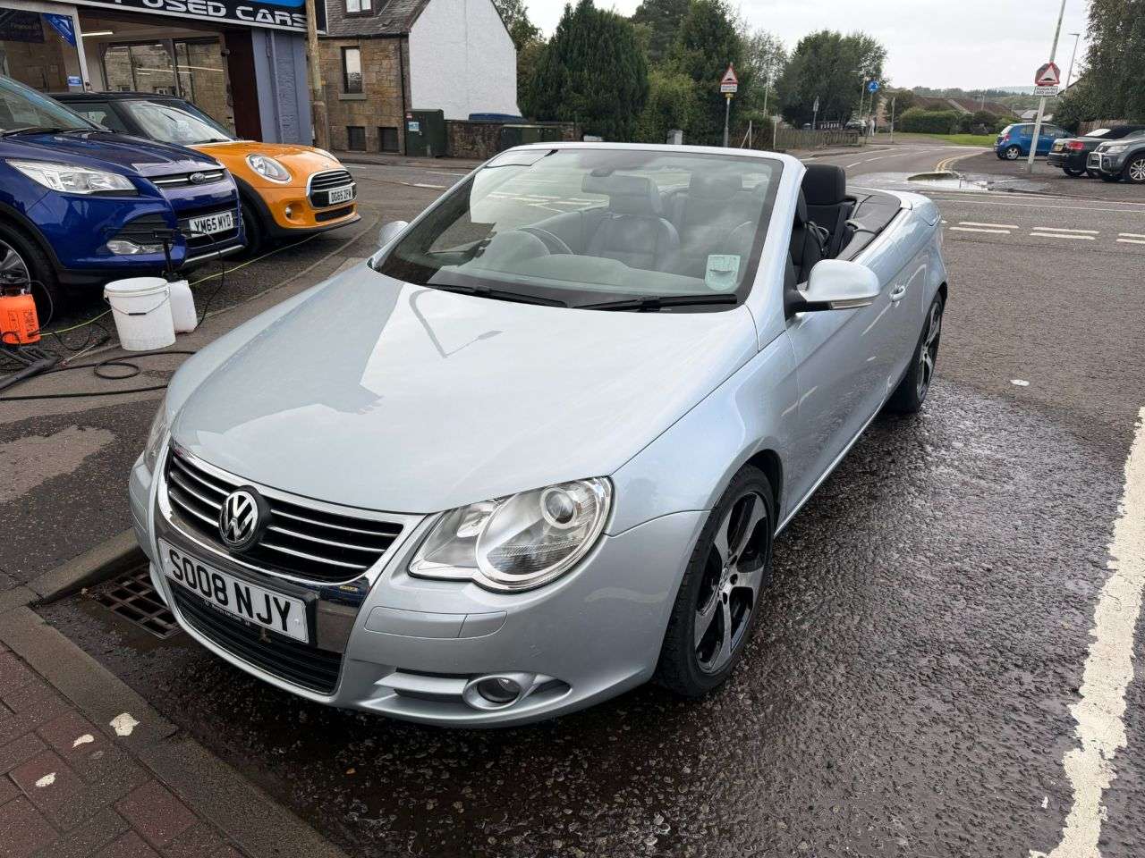 A 2008 VOLKSWAGEN EOS 2.0 TSI Sport Cabriolet 2dr Petrol Manual Euro 4 (200 ps) A 2008 VOLKSWAGEN EOS 2.0 TSI Sport Cabriolet 2dr Petrol Manual Euro 4 (200 ps)