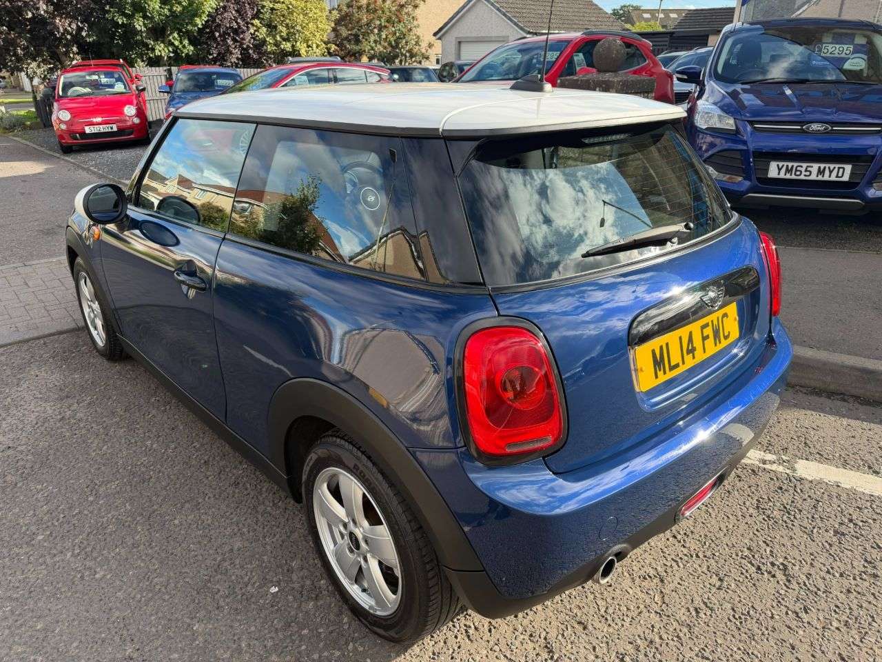 A 2014 MINI HATCH 1.5 Cooper Hatchback 3dr Petrol Manual Euro 6 (s/s) (136 ps) A 2014 MINI HATCH 1.5 Cooper Hatchback 3dr Petrol Manual Euro 6 (s/s) (136 ps)