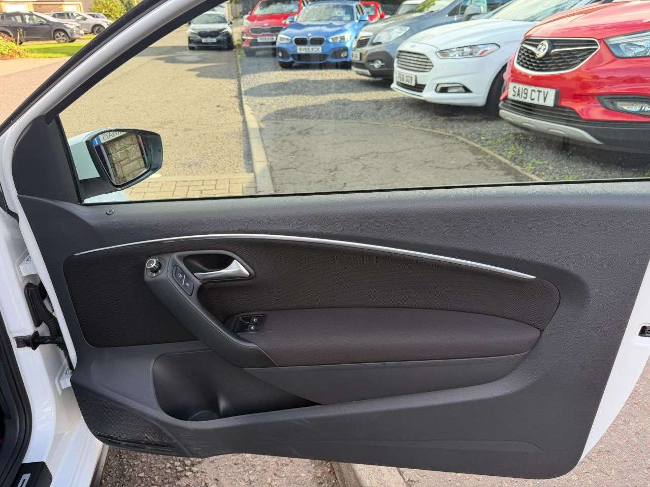 2015 VOLKSWAGEN POLO 2015 VOLKSWAGEN POLO