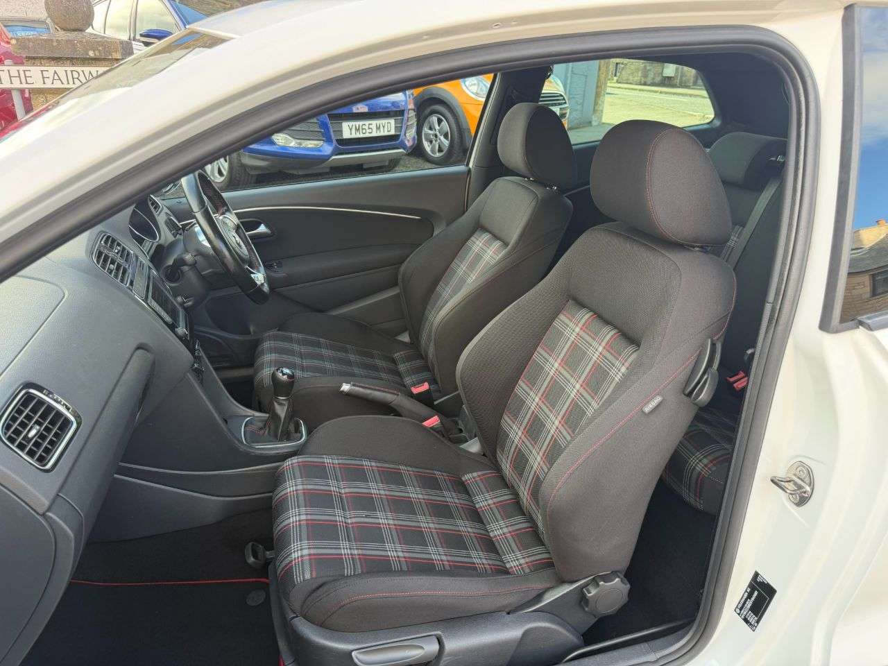 2015 VOLKSWAGEN POLO 2015 VOLKSWAGEN POLO