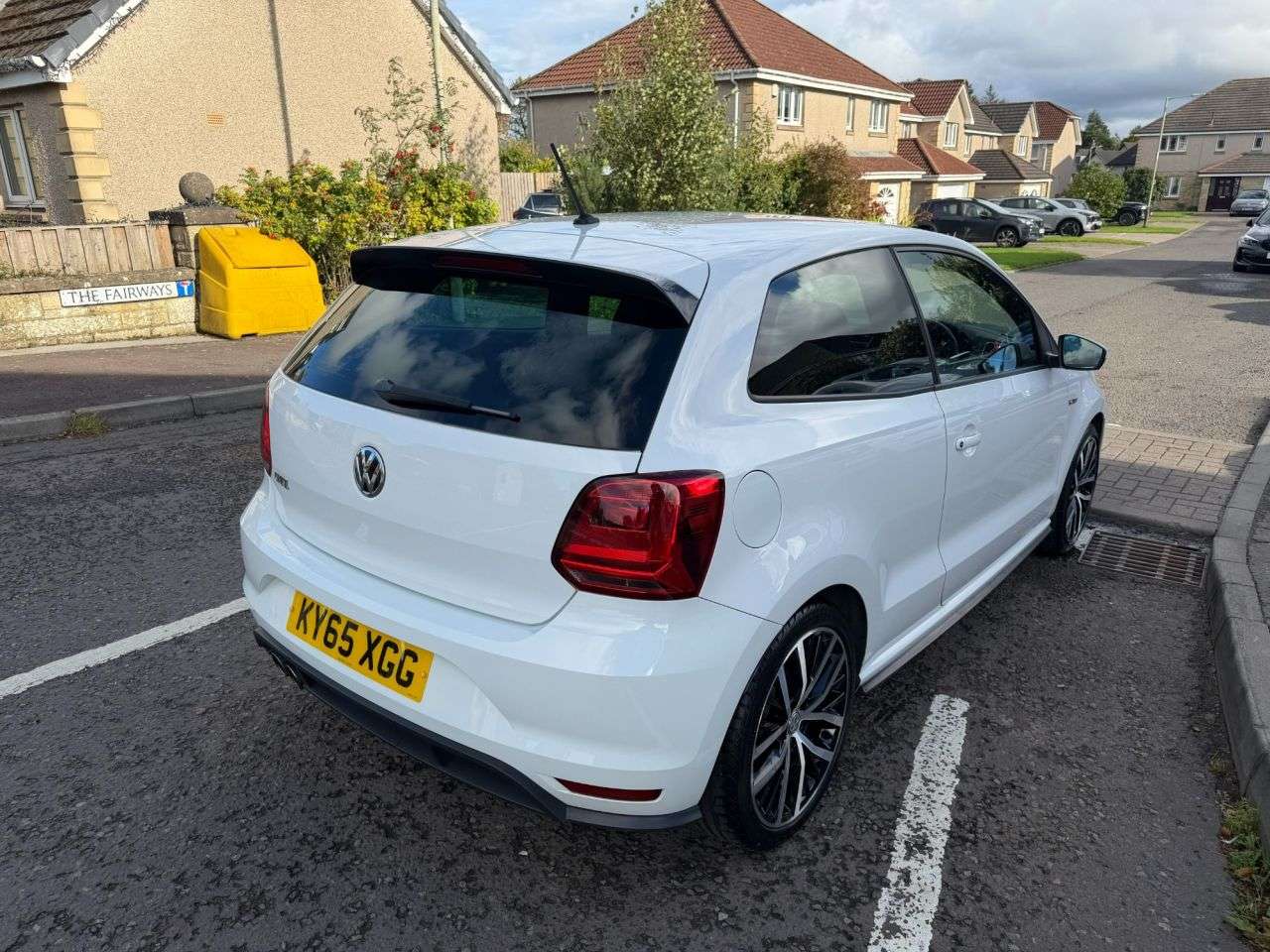 2015 VOLKSWAGEN POLO 2015 VOLKSWAGEN POLO
