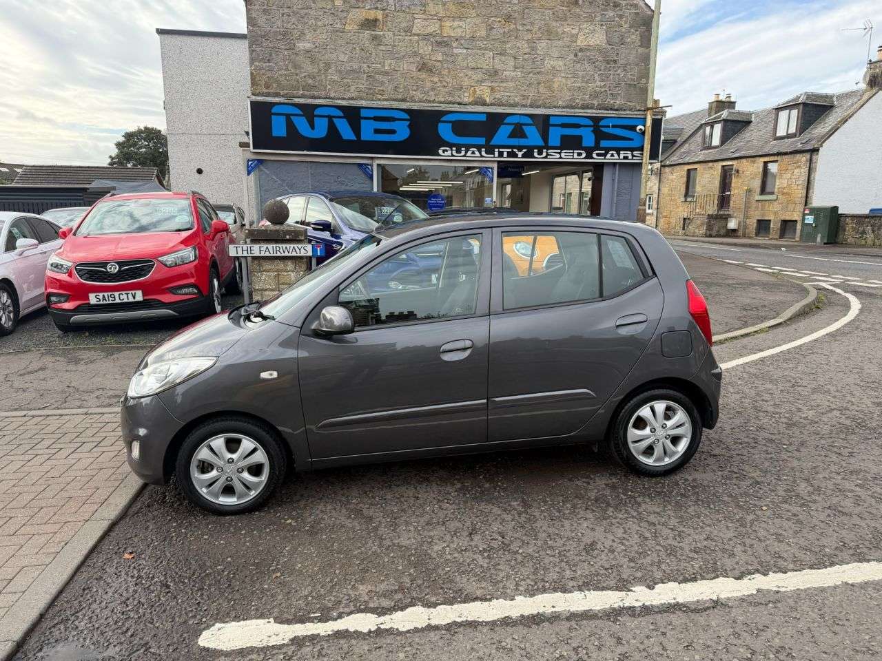 A 2011 HYUNDAI I10 1.2 Active Hatchback 5dr Petrol Manual Euro 5 (85 bhp) A 2011 HYUNDAI I10 1.2 Active Hatchback 5dr Petrol Manual Euro 5 (85 bhp)
