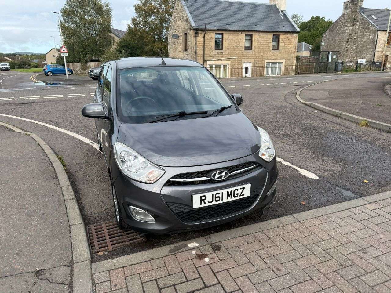 A 2011 HYUNDAI I10 1.2 Active Hatchback 5dr Petrol Manual Euro 5 (85 bhp) A 2011 HYUNDAI I10 1.2 Active Hatchback 5dr Petrol Manual Euro 5 (85 bhp)