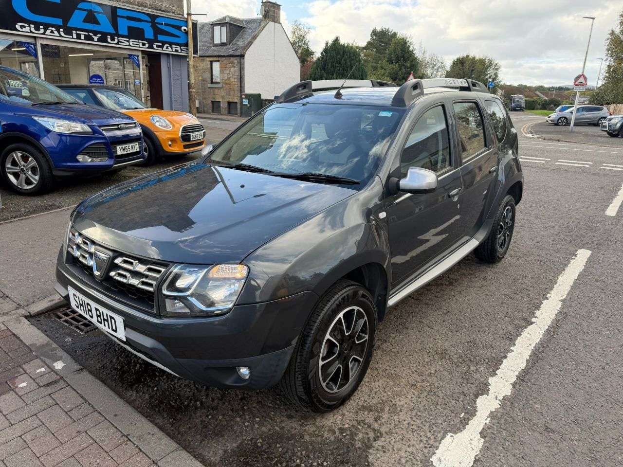 A 2018 DACIA DUSTER 1.2 TCe Prestige SUV 5dr Petrol Manual 4WD Euro 6 (s/s) (125 ps) A 2018 DACIA DUSTER 1.2 TCe Prestige SUV 5dr Petrol Manual 4WD Euro 6 (s/s) (125 ps)