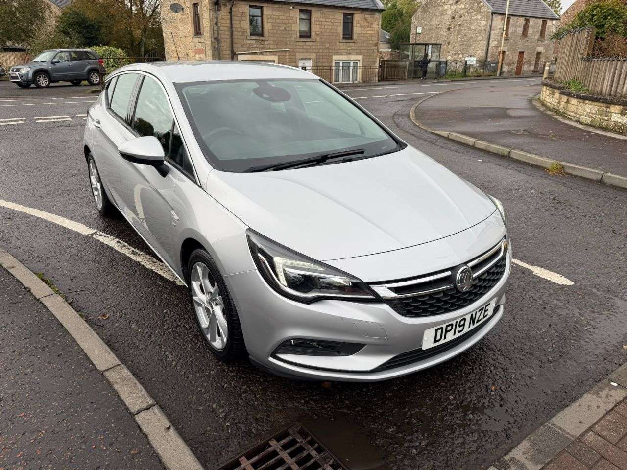 A 2019 VAUXHALL ASTRA 1.4i Turbo SRi Hatchback 5dr Petrol Manual Euro 6 (150 ps) A 2019 VAUXHALL ASTRA 1.4i Turbo SRi Hatchback 5dr Petrol Manual Euro 6 (150 ps)