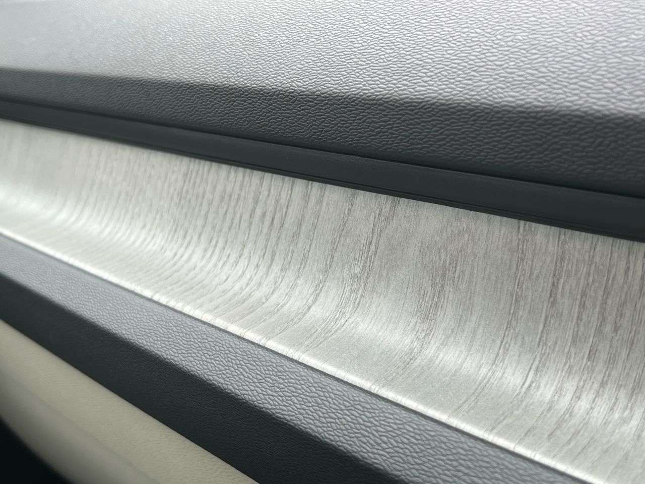 2020 VOLVO XC40 2020 VOLVO XC40