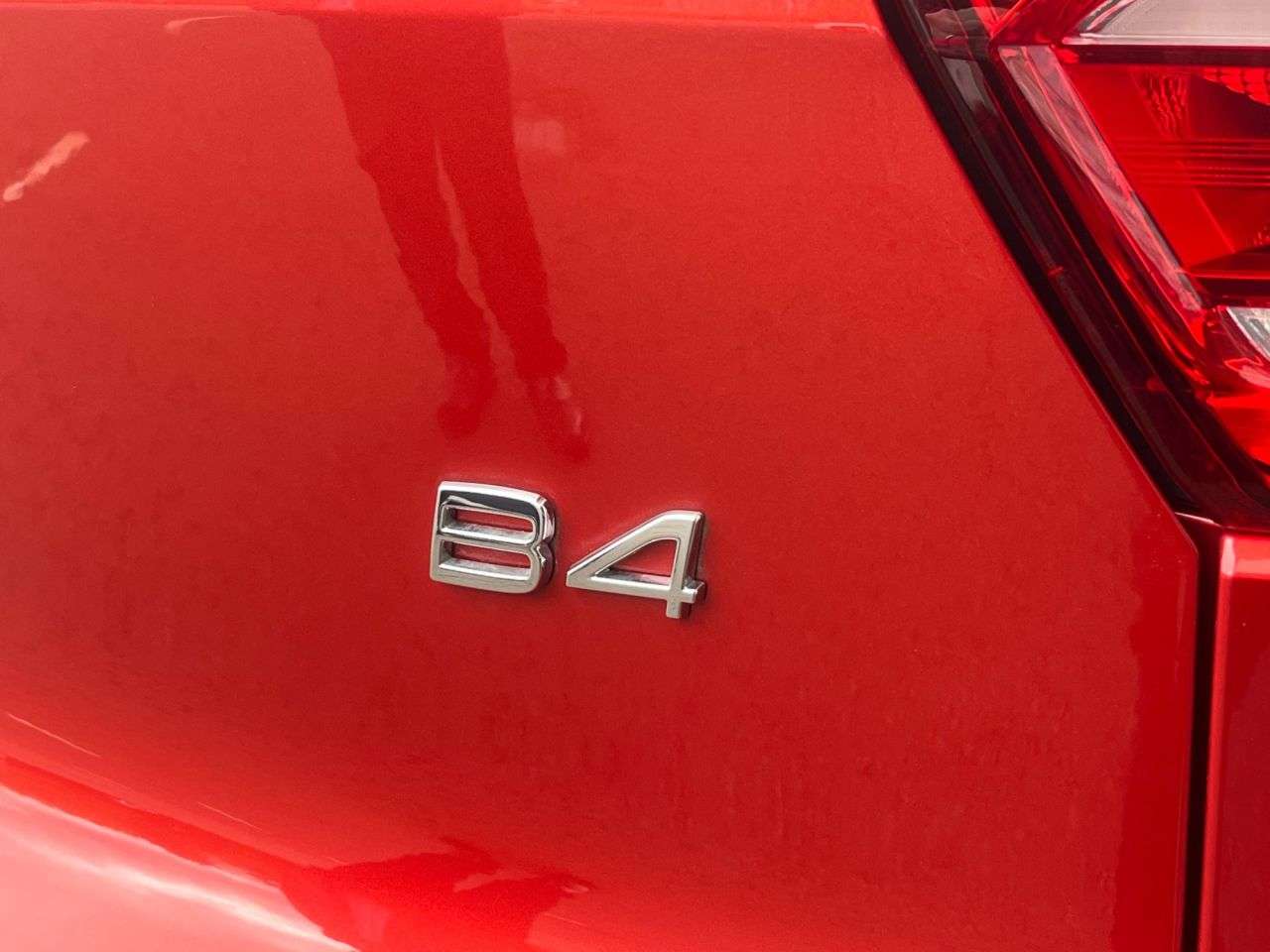 2020 VOLVO XC40 2020 VOLVO XC40