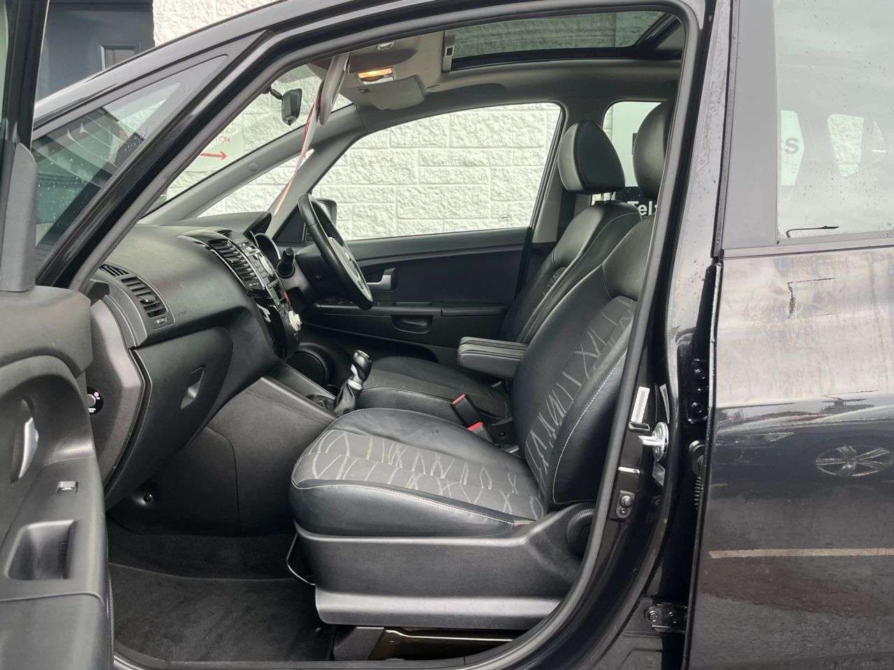 2014 KIA VENGA 2014 KIA VENGA