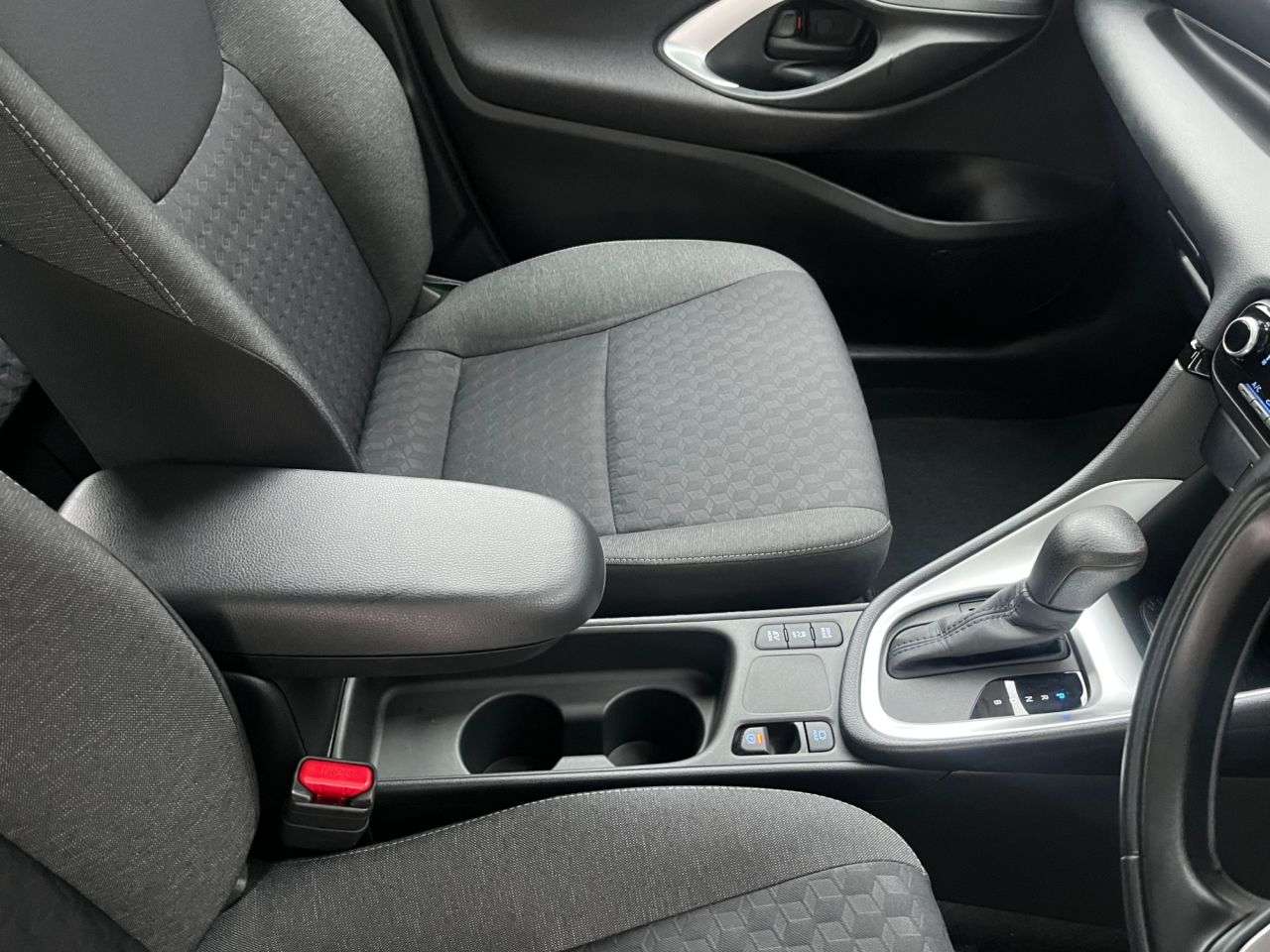 2022 TOYOTA YARIS 2022 TOYOTA YARIS