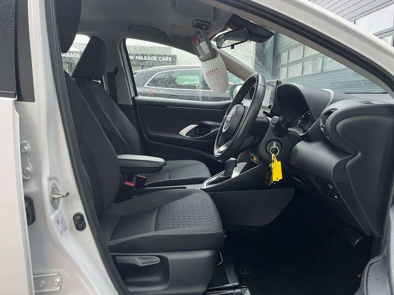 2022 TOYOTA YARIS 2022 TOYOTA YARIS