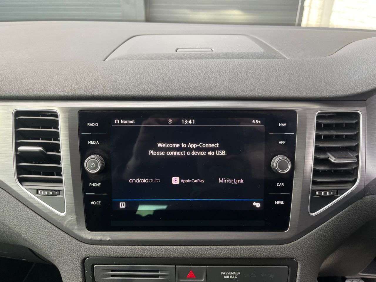 2020 VOLKSWAGEN GOLF SV 2020 VOLKSWAGEN GOLF SV