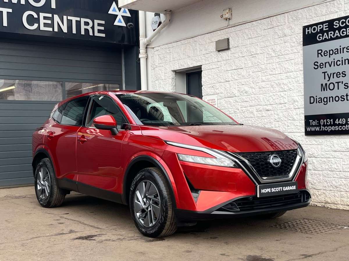 Check out this Nissan Qashqai 2022 Hybrid Electric Manual