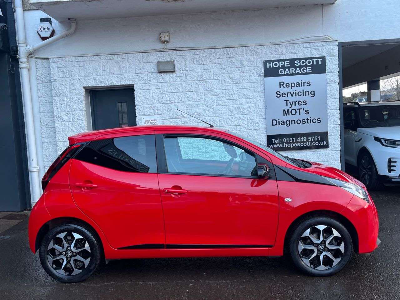 A 2020 TOYOTA AYGO 1.0 VVT-i x-trend Hatchback 5dr Petrol x-shift Euro 6 (Safety Sense) ***REV A 2020 TOYOTA AYGO 1.0 VVT-i x-trend Hatchback 5dr Petrol x-shift Euro 6 (Safety Sense) ***REV