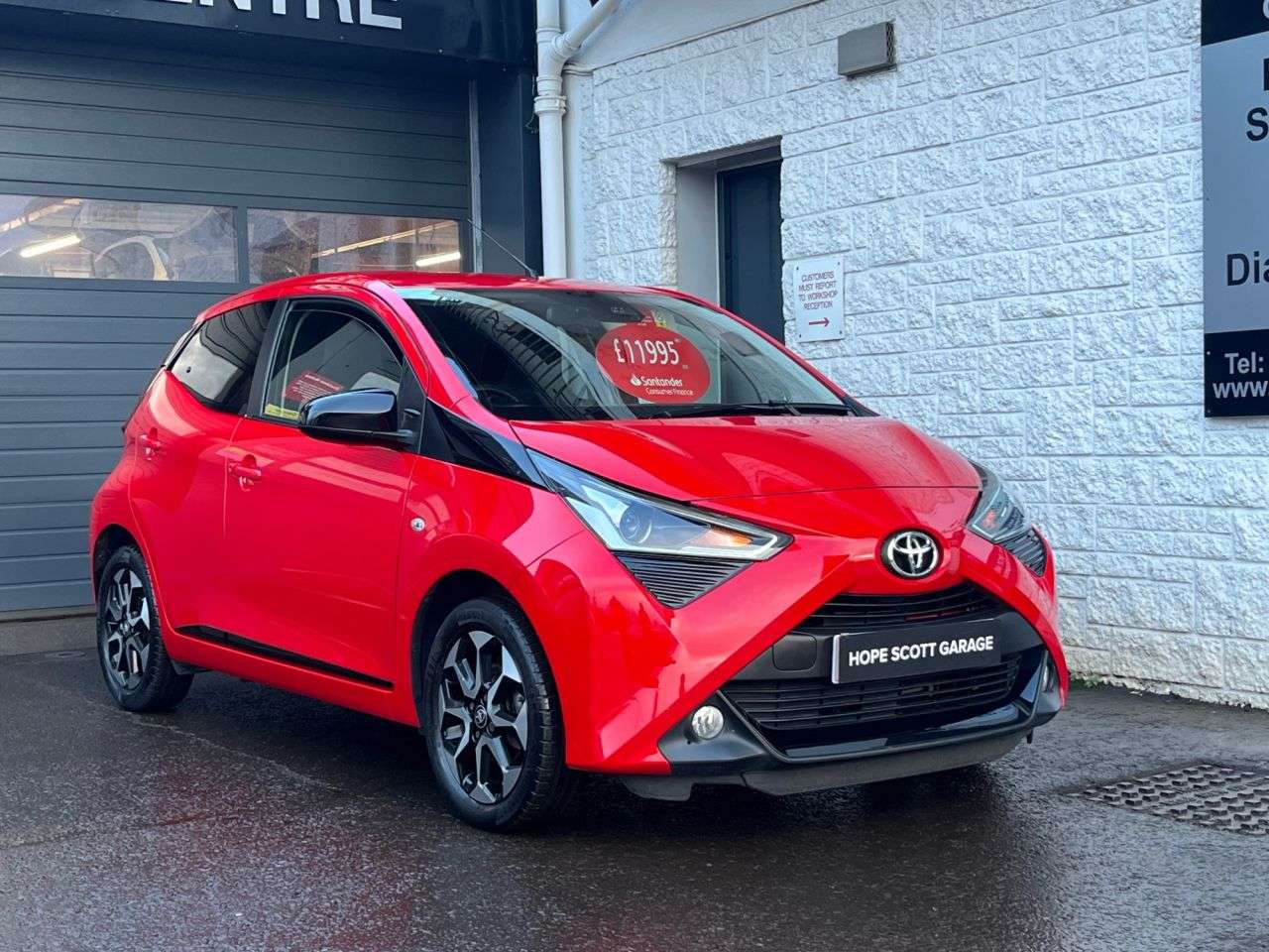 A 2020 TOYOTA AYGO 1.0 VVT-i x-trend Hatchback 5dr Petrol x-shift Euro 6 (Safety Sense) ***REV A 2020 TOYOTA AYGO 1.0 VVT-i x-trend Hatchback 5dr Petrol x-shift Euro 6 (Safety Sense) ***REV