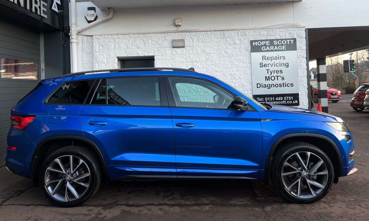 A 2020 SKODA KODIAQ 1.5 TSI ACT SportLine SUV 5dr Petrol DSG Euro 6 (s/s) (7 Seat) (150 ps) *** A 2020 SKODA KODIAQ 1.5 TSI ACT SportLine SUV 5dr Petrol DSG Euro 6 (s/s) (7 Seat) (150 ps) ***