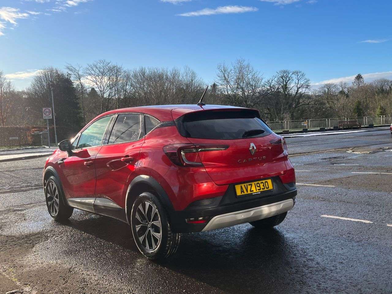 A 2022 RENAULT CAPTUR 1.0 TCe evolution SUV 5dr Petrol Manual Euro 6 (s/s) (90 ps) ***ONE OWNER+8 A 2022 RENAULT CAPTUR 1.0 TCe evolution SUV 5dr Petrol Manual Euro 6 (s/s) (90 ps) ***ONE OWNER+8