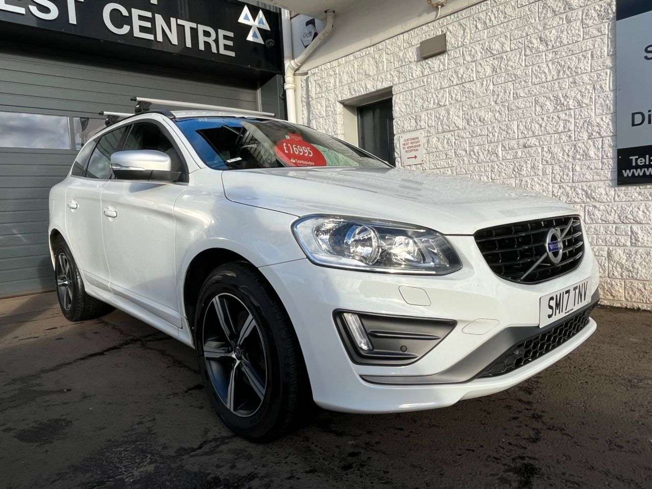 A 2017 VOLVO XC60 2.4 D4 R-Design Nav SUV 5dr Diesel Auto AWD Euro 6 (s/s) (190 ps) ***WINTER A 2017 VOLVO XC60 2.4 D4 R-Design Nav SUV 5dr Diesel Auto AWD Euro 6 (s/s) (190 ps) ***WINTER