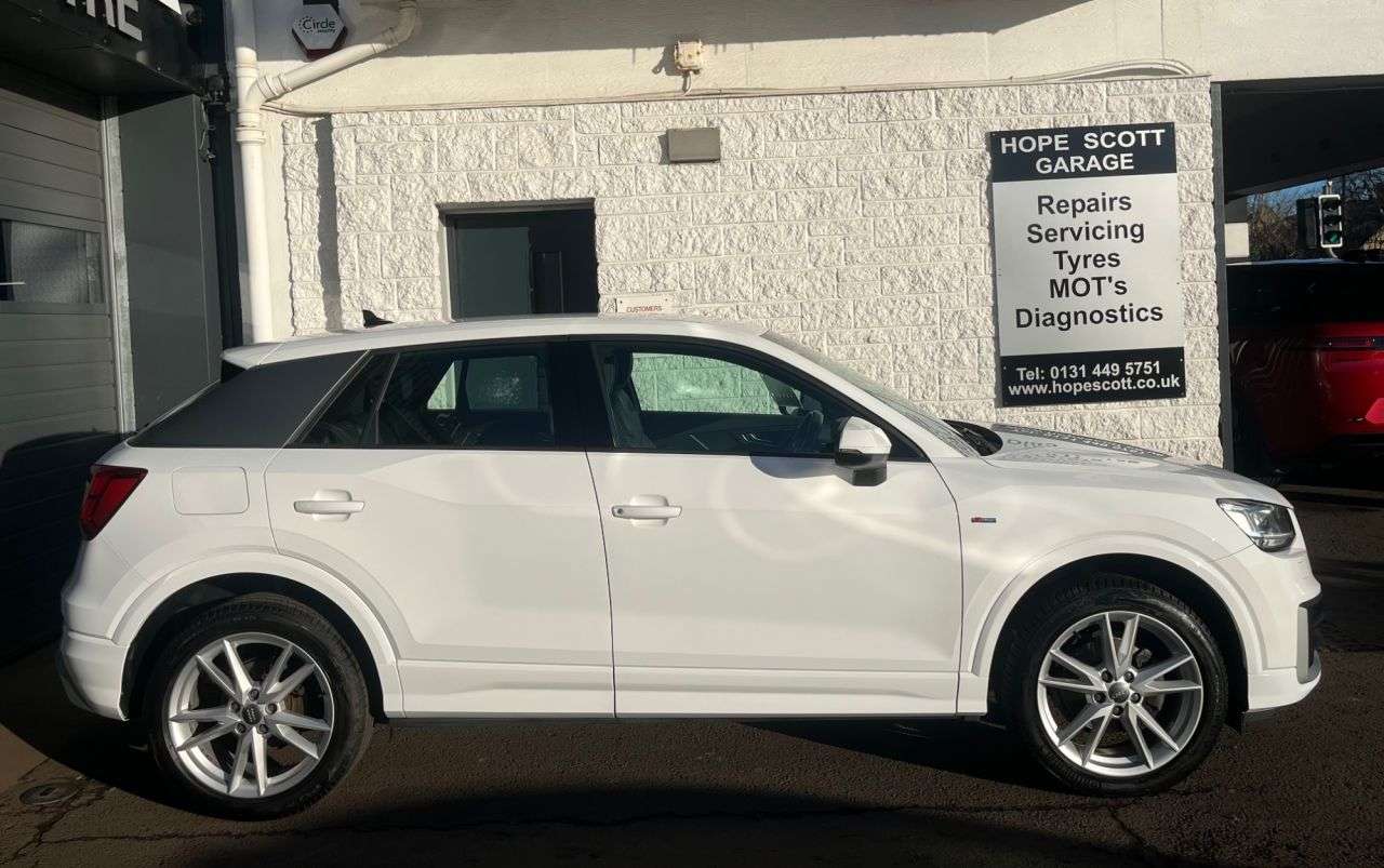 A 2019 AUDI Q2 1.5 TFSI CoD 35 S line SUV 5dr Petrol S Tronic Euro 6 (s/s) (150 ps) ***POW A 2019 AUDI Q2 1.5 TFSI CoD 35 S line SUV 5dr Petrol S Tronic Euro 6 (s/s) (150 ps) ***POW
