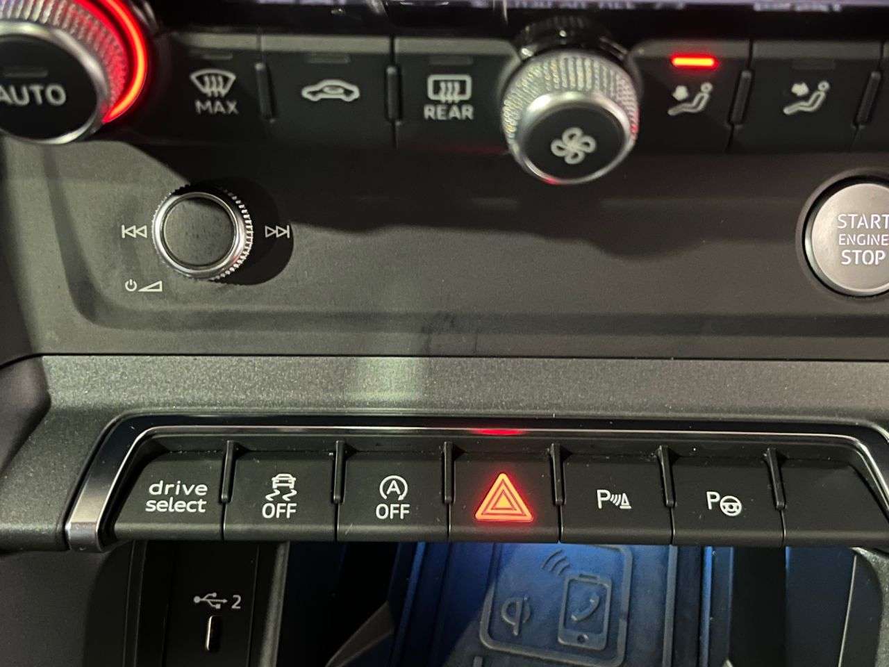 2019 AUDI Q3 2019 AUDI Q3