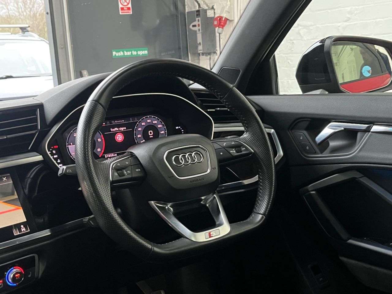 2019 AUDI Q3 2019 AUDI Q3