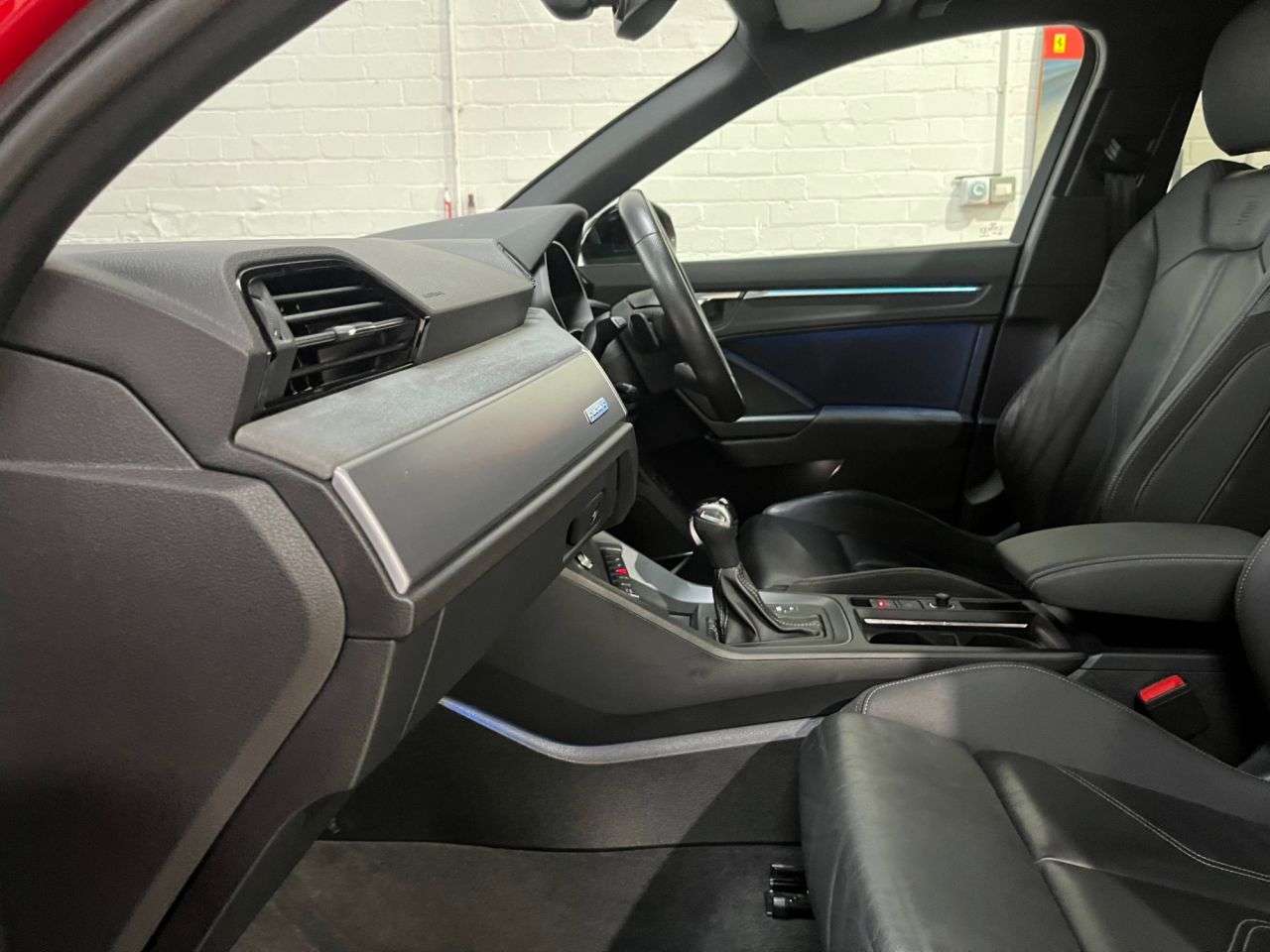 2019 AUDI Q3 2019 AUDI Q3