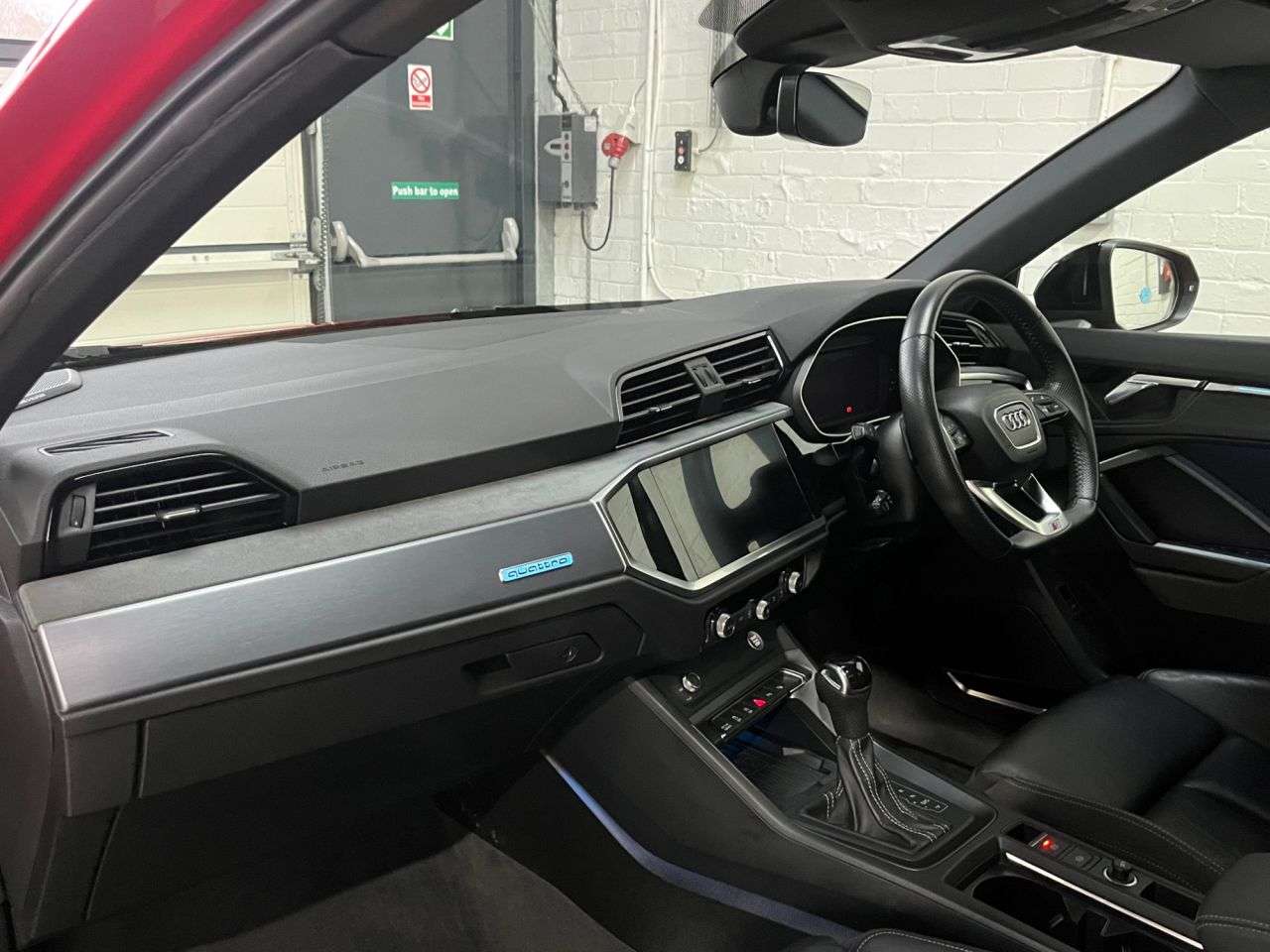 2019 AUDI Q3 2019 AUDI Q3