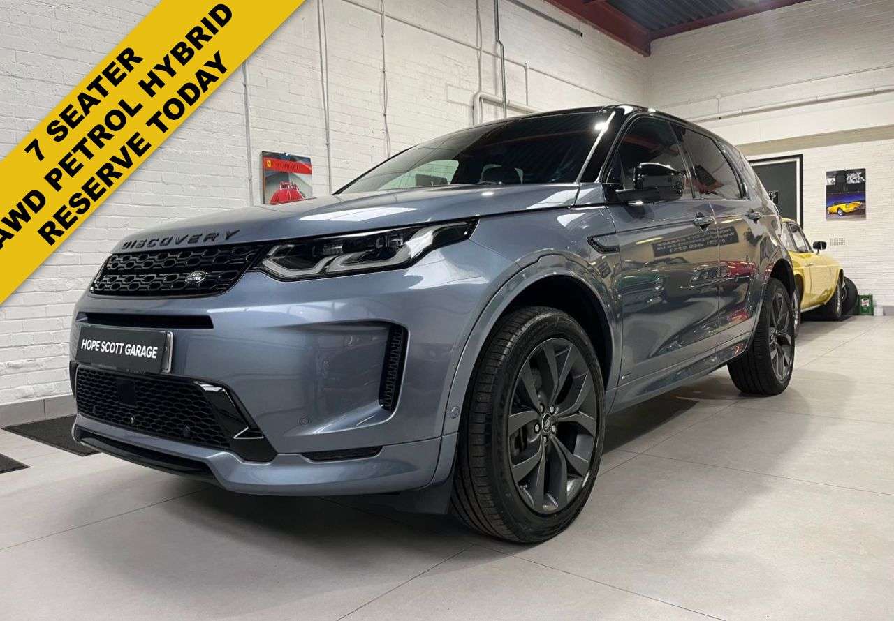 A 2020 LAND ROVER DISCOVERY SPORT 2.0 P200 MHEV R-Dynamic SE SUV 5dr Petrol Auto 4WD Euro 6 (s/s) ***BlackPac A 2020 LAND ROVER DISCOVERY SPORT 2.0 P200 MHEV R-Dynamic SE SUV 5dr Petrol Auto 4WD Euro 6 (s/s) ***BlackPac