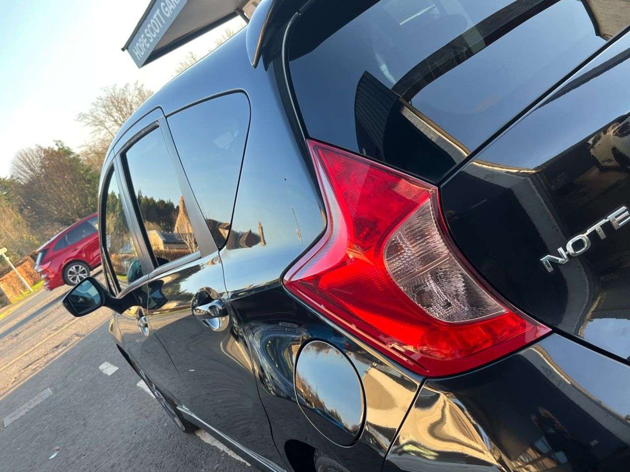 A 2014 NISSAN NOTE 1.5 dCi Acenta Premium Hatchback 5dr Diesel Manual Euro 5 (s/s) (90 ps) A 2014 NISSAN NOTE 1.5 dCi Acenta Premium Hatchback 5dr Diesel Manual Euro 5 (s/s) (90 ps)