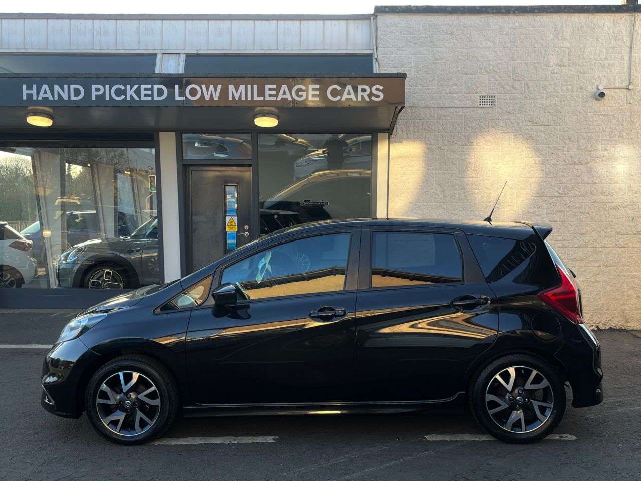 A 2014 NISSAN NOTE 1.5 dCi Acenta Premium Hatchback 5dr Diesel Manual Euro 5 (s/s) (90 ps) A 2014 NISSAN NOTE 1.5 dCi Acenta Premium Hatchback 5dr Diesel Manual Euro 5 (s/s) (90 ps)