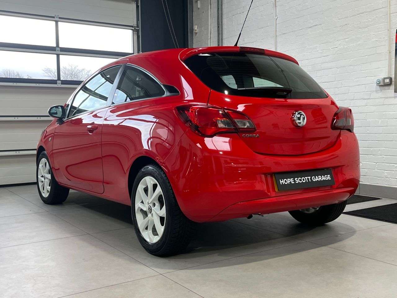 A 2015 VAUXHALL CORSA 1.2i Sting Hatchback 3dr Petrol Manual Euro 6 (70 ps) ***12 MONTHS MOT INCL A 2015 VAUXHALL CORSA 1.2i Sting Hatchback 3dr Petrol Manual Euro 6 (70 ps) ***12 MONTHS MOT INCL