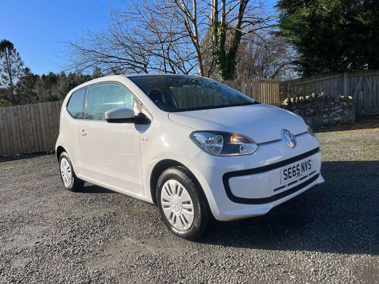 A 2016 VOLKSWAGEN UP! 1.0 Move up! Hatchback 3dr Petrol Manual Euro 6 (60 ps) ***ONE OWNER+£20 RO A 2016 VOLKSWAGEN UP! 1.0 Move up! Hatchback 3dr Petrol Manual Euro 6 (60 ps) ***ONE OWNER+£20 RO